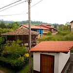 El Balcon Del Horreo * Piloña
