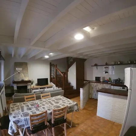 Сasa de vacaciones El Balcon Del Horreo